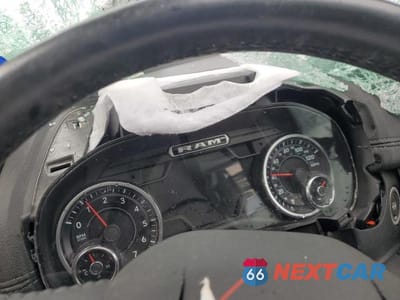 Zdjęcie 9 z 11 samochodu: 2021 RAM 1500 LARAMIE VIN:1C6RREJT1MN610394 - miniatura