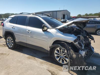 Czwarte zdjęcie samochodu z boku: 2021 TOYOTA RAV4 XLE PREMIUM VIN:2T3C1RFV2MC147215 - miniatura