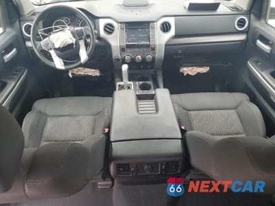 Zdjęcie 8 z 14 samochodu: 2015 TOYOTA TUNDRA CREWMAX SR5 VIN:5TFDW5F19FX434401 - miniatura