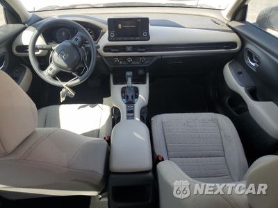 Zdjęcie 8 z 15 samochodu: 2025 HONDA HR-V LX VIN:3CZRZ1H32SM716023 - miniatura