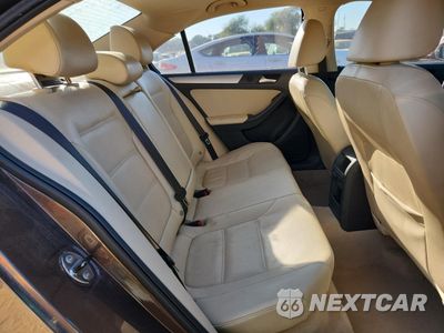 Zdjęcie 10 z 12 samochodu: 2013 VOLKSWAGEN JETTA SE VIN:3VWDX7AJ9DM425777 - miniatura
