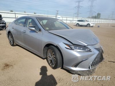 Czwarte zdjęcie samochodu z boku: 2024 LEXUS ES 350 BASE VIN:58AFZ1B12RU169085 - miniatura