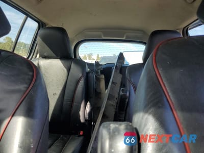 Zdjęcie 10 z 13 samochodu: 2012 MAZDA 5 VIN:JM1CW2DL4C0139869 - miniatura