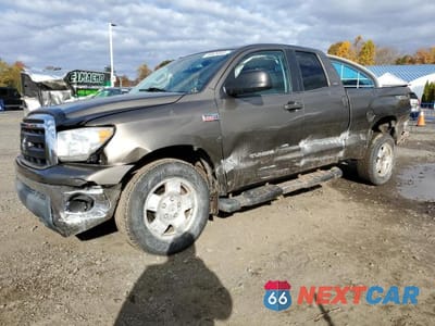 2013 TOYOTA TUNDRA DOUBLE CAB SR5 5TFUY5F17DX315415 - główne zdjęcie licytacji z USA - miniatura