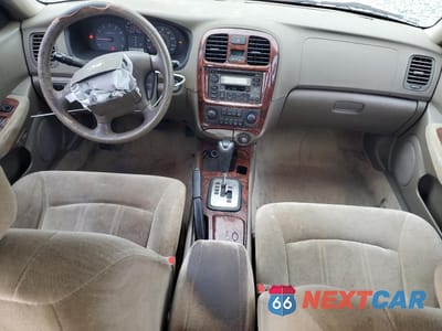 Zdjęcie 8 z 12 samochodu: 2002 HYUNDAI SONATA GLS VIN:KMHWF35H32A652192 - miniatura