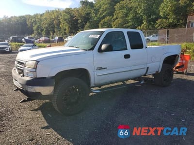 2006 CHEVROLET SILVERADO K2500 HEAVY DUTY 1GCHK29D26E247336 - główne zdjęcie licytacji z USA - miniatura