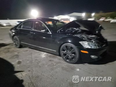 Czwarte zdjęcie samochodu z boku: 2009 MERCEDES-BENZ S 550 VIN:WDDNG71X69A281692 - miniatura