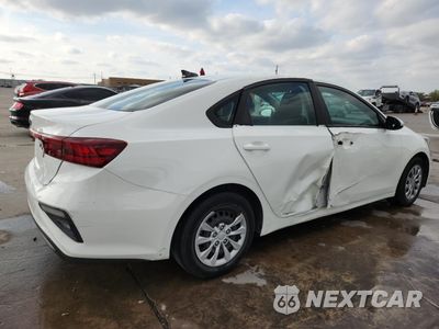 Trzecie zdjęcie samochodu z tyłu: 2021 KIA FORTE FE VIN:3KPF24AD1ME289545 - miniatura