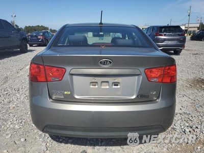 Zdjęcie 6 z 12 samochodu: 2012 KIA FORTE EX VIN:KNAFU4A28C5559046 - miniatura