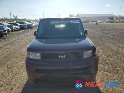Piąte zdjęcie samochodu w środku: 2006 TOYOTA SCION XB VIN:JTLKT324264035131 - miniatura