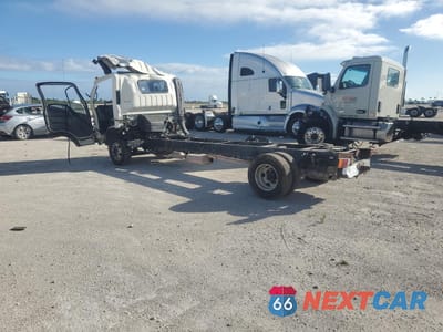 Drugie zdjęcie samochodu z przodu: 2021 ISUZU NPR VIN:54DB4W1D6MS202798 - miniatura