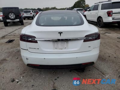Zdjęcie 6 z 12 samochodu: 2016 TESLA MODEL S VIN:5YJSA1E15GF156138 - miniatura