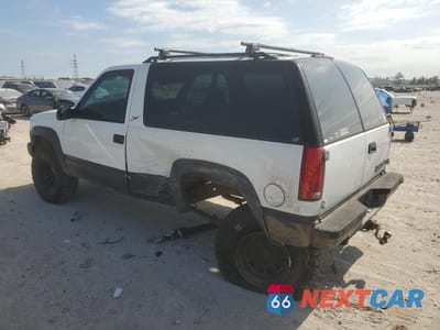 Drugie zdjęcie samochodu z przodu: 1997 CHEVROLET TAHOE K1500 VIN:3GNEK18R3VG112763 - miniatura