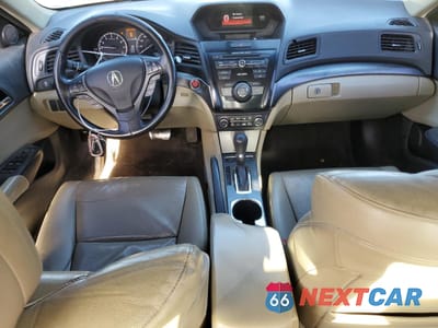 Zdjęcie 8 z 12 samochodu: 2013 ACURA ILX 20 PREMIUM VIN:19VDE1F56DE000683 - miniatura
