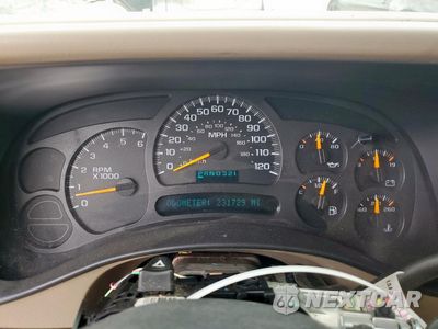 Zdjęcie 9 z 13 samochodu: 2004 CHEVROLET SUBURBAN K1500 VIN:3GNFK16Z94G146759 - miniatura