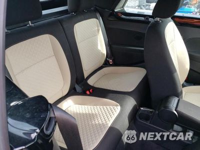 Zdjęcie 10 z 13 samochodu: 2019 VOLKSWAGEN BEETLE S VIN:3VW5DAAT8KM503202 - miniatura