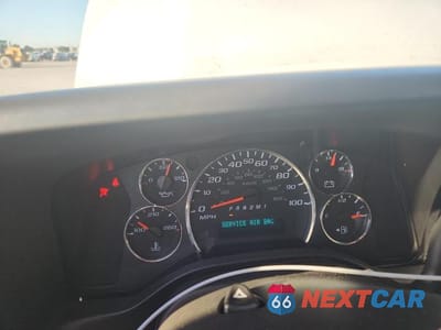 Zdjęcie 9 z 12 samochodu: 2025 CHEVROLET EXPRESS G2500 VIN:1GCWGAFP4S1106464 - miniatura