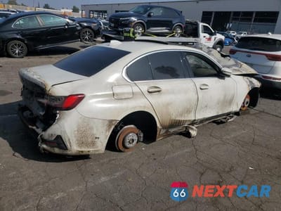 Trzecie zdjęcie samochodu z tyłu: 2019 BMW 330I VIN:3MW5R1J53K8B02779 - miniatura