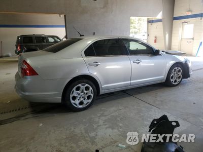Trzecie zdjęcie samochodu z tyłu: 2010 FORD FUSION SE VIN:3FAHP0HA8AR400343 - miniatura