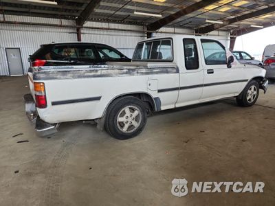 Trzecie zdjęcie samochodu z tyłu: 1993 TOYOTA PICKUP 1/2 TON EXTRA LONG WHEELBASE DX VIN:JT4RN93P8P5078190 - miniatura