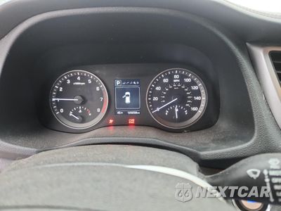Zdjęcie 9 z 16 samochodu: 2017 HYUNDAI TUCSON LIMITED VIN:KM8J3CA27HU381133 - miniatura