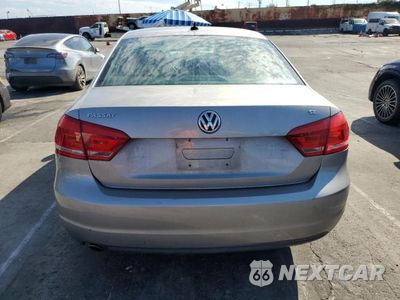 Zdjęcie 6 z 12 samochodu: 2012 VOLKSWAGEN PASSAT SE VIN:1VWBP7A34CC095779 - miniatura