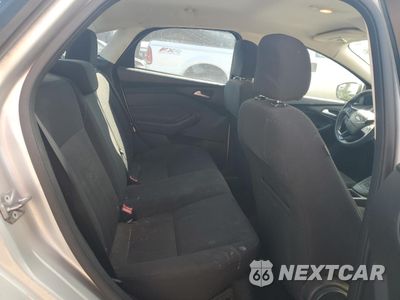 Zdjęcie 10 z 14 samochodu: 2016 FORD FOCUS SE VIN:1FADP3F22GL290103 - miniatura