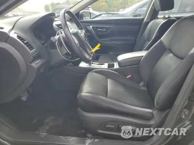 Zdjęcie 7 z 12 samochodu: 2016 NISSAN ALTIMA 2.5 VIN:1N4AL3AP4GC222841 - miniatura