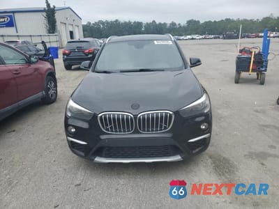 Piąte zdjęcie samochodu w środku: 2018 BMW X1 SDRIVE28I VIN:WBXHU7C3XJ5H45709 - miniatura