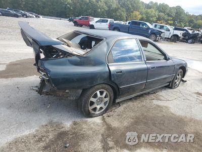 Trzecie zdjęcie samochodu z tyłu: 1995 HONDA ACCORD EX VIN:1HGCD5551SA132122 - miniatura