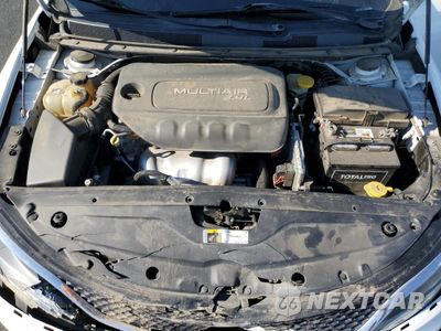 Zdjęcie 11 z 14 samochodu: 2016 CHRYSLER 200 LIMITED VIN:1C3CCCAB5GN107861 - miniatura
