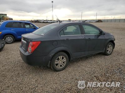 Trzecie zdjęcie samochodu z tyłu: 2014 CHEVROLET SONIC LT VIN:1G1JC5SH7E4214293 - miniatura