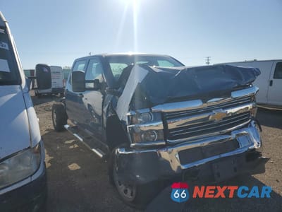 Czwarte zdjęcie samochodu z boku: 2018 CHEVROLET SILVERADO C3500 VIN:1GB4CYCY9JF131701 - miniatura