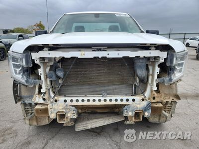 Piąte zdjęcie samochodu w środku: 2019 GMC SIERRA C1500 VIN:3GTN8AEHXKG275473 - miniatura