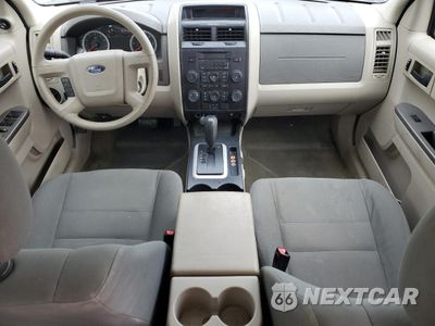 Zdjęcie 8 z 15 samochodu: 2012 FORD ESCAPE XLS VIN:1FMCU0C7XCKB31001 - miniatura