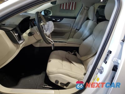 Zdjęcie 7 z 13 samochodu: 2020 VOLVO S60 T5 MOMENTUM VIN:7JR102FK7LG032126 - miniatura