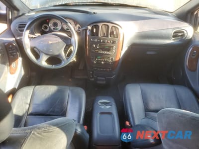 Zdjęcie 8 z 13 samochodu: 2001 CHRYSLER TOWN & COUNTRY LIMITED VIN:2C8GP64L11R208539 - miniatura