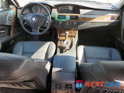 Zdjęcie 8 z 14 samochodu: 2007 BMW 530 XI VIN:WBANF73517CU22272 - miniatura
