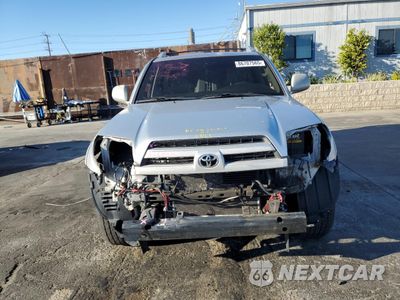 Piąte zdjęcie samochodu w środku: 2005 TOYOTA 4RUNNER LIMITED VIN:JTEZT17R758005550 - miniatura