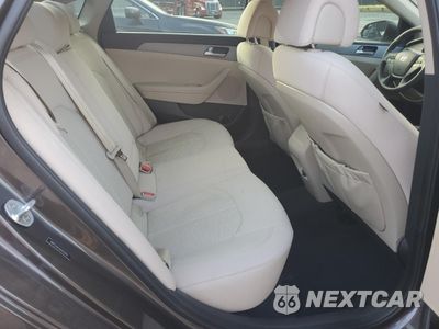 Zdjęcie 10 z 13 samochodu: 2017 HYUNDAI SONATA SE VIN:5NPE24AFXHH512647 - miniatura