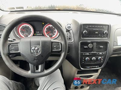 Zdjęcie 9 z 10 samochodu: 2013 RAM TRADESMAN VIN:2C4JRGAG3DR658695 - miniatura