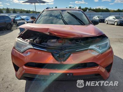 Piąte zdjęcie samochodu w środku: 2016 TOYOTA RAV4 LE VIN:JTMBFREV3GJ060665 - miniatura