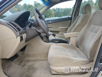 Zdjęcie 7 z 12 samochodu: 2007 HONDA ACCORD EX VIN:1HGCM56767A013120 - miniatura