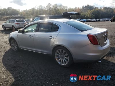 Drugie zdjęcie samochodu z przodu: 2010 LINCOLN MKS VIN:1LNHL9FTXAG614008 - miniatura