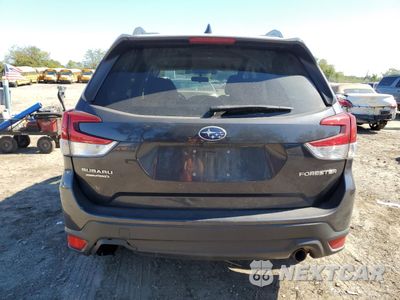 Zdjęcie 6 z 13 samochodu: 2019 SUBARU FORESTER LIMITED VIN:JF2SKASCXKH470249 - miniatura