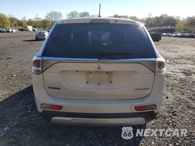 Zdjęcie 6 z 15 samochodu: 2015 MITSUBISHI OUTLANDER SE VIN:JA4AD3A33FZ003038 - miniatura