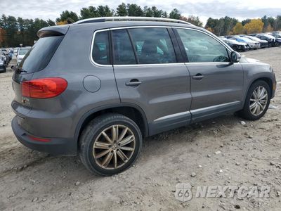 Trzecie zdjęcie samochodu z tyłu: 2013 VOLKSWAGEN TIGUAN S VIN:WVGBV3AX1DW581272 - miniatura