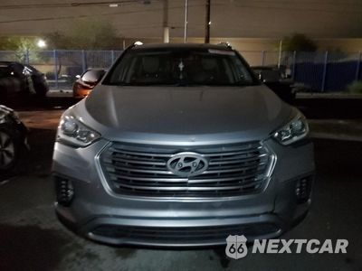 Piąte zdjęcie samochodu w środku: 2018 HYUNDAI SANTA FE SE VIN:KM8SN4HF3JU289410 - miniatura