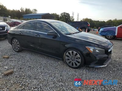 Czwarte zdjęcie samochodu z boku: 2018 MERCEDES-BENZ CLA 250 VIN:WDDSJ4EB2JN560989 - miniatura