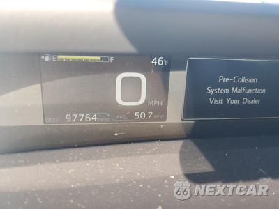 Zdjęcie 9 z 14 samochodu: 2017 TOYOTA PRIUS VIN:JTDKBRFU0H3566994 - miniatura